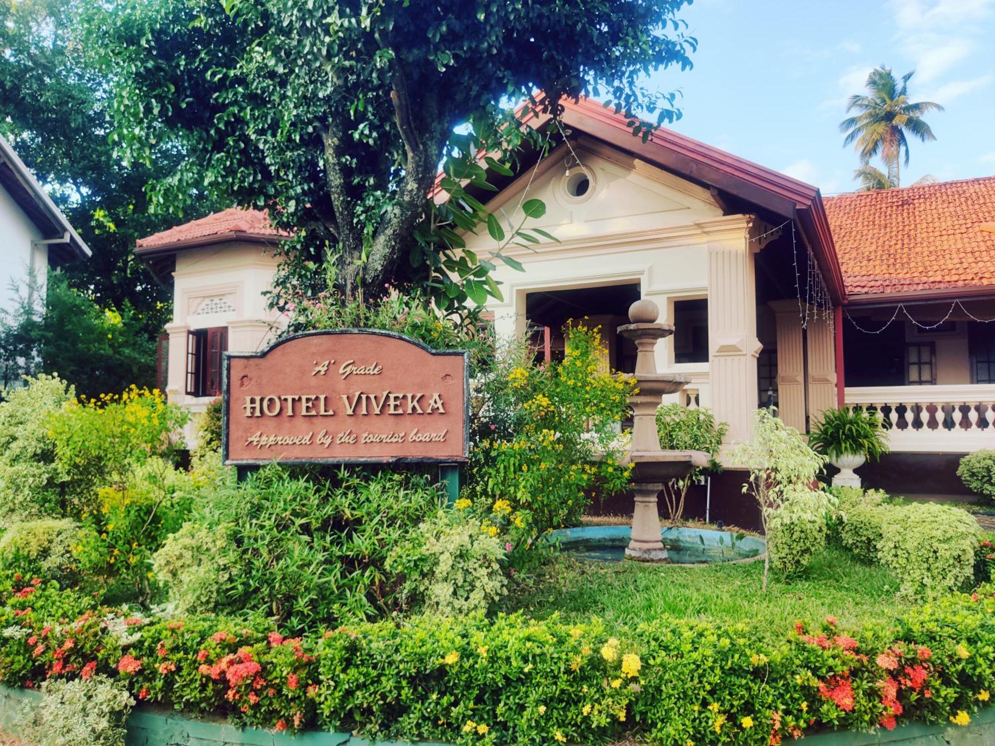Grand Colonial Viveka Hotel Kurunegala Exterior foto