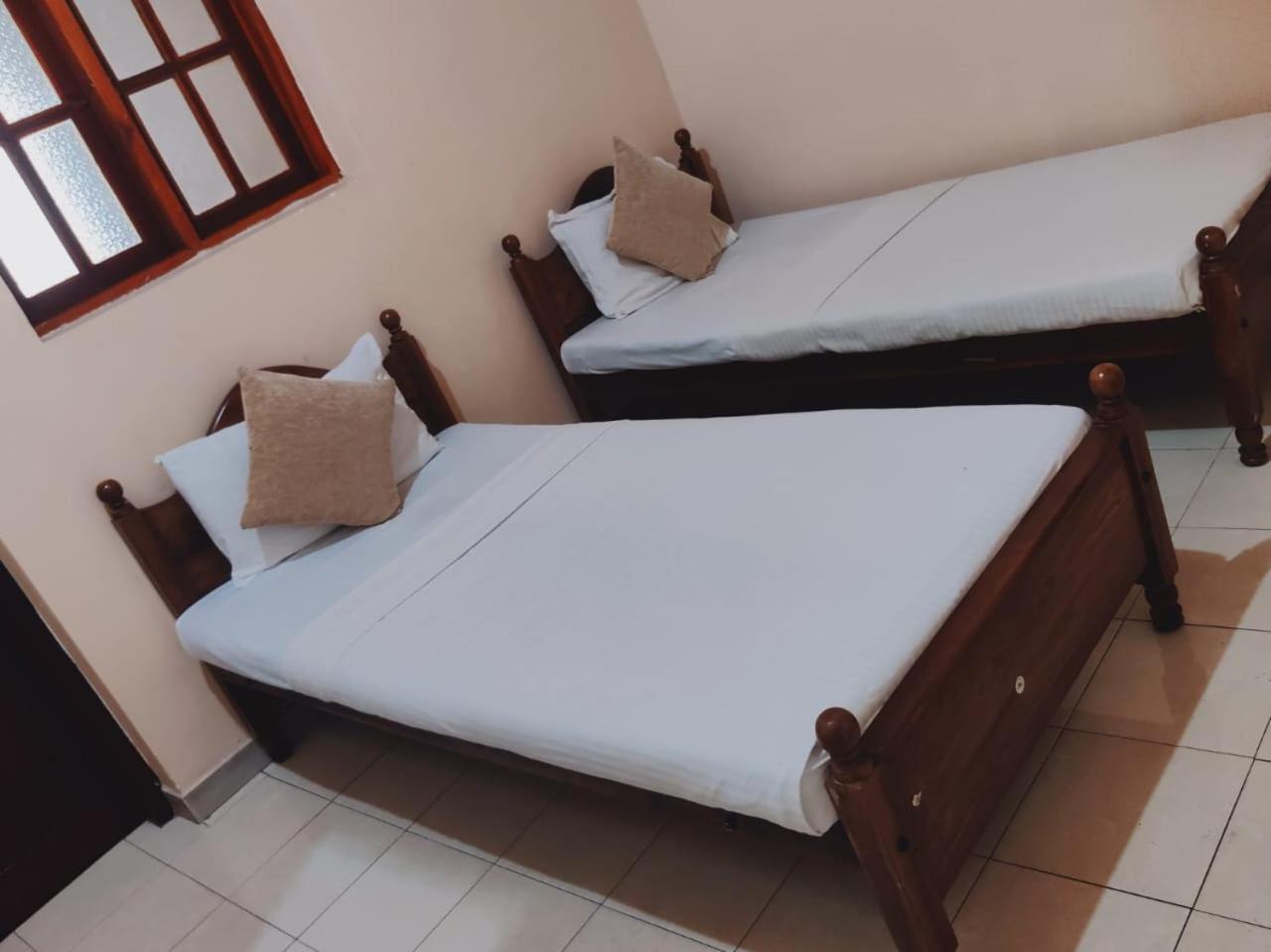 Grand Colonial Viveka Hotel Kurunegala Exterior foto
